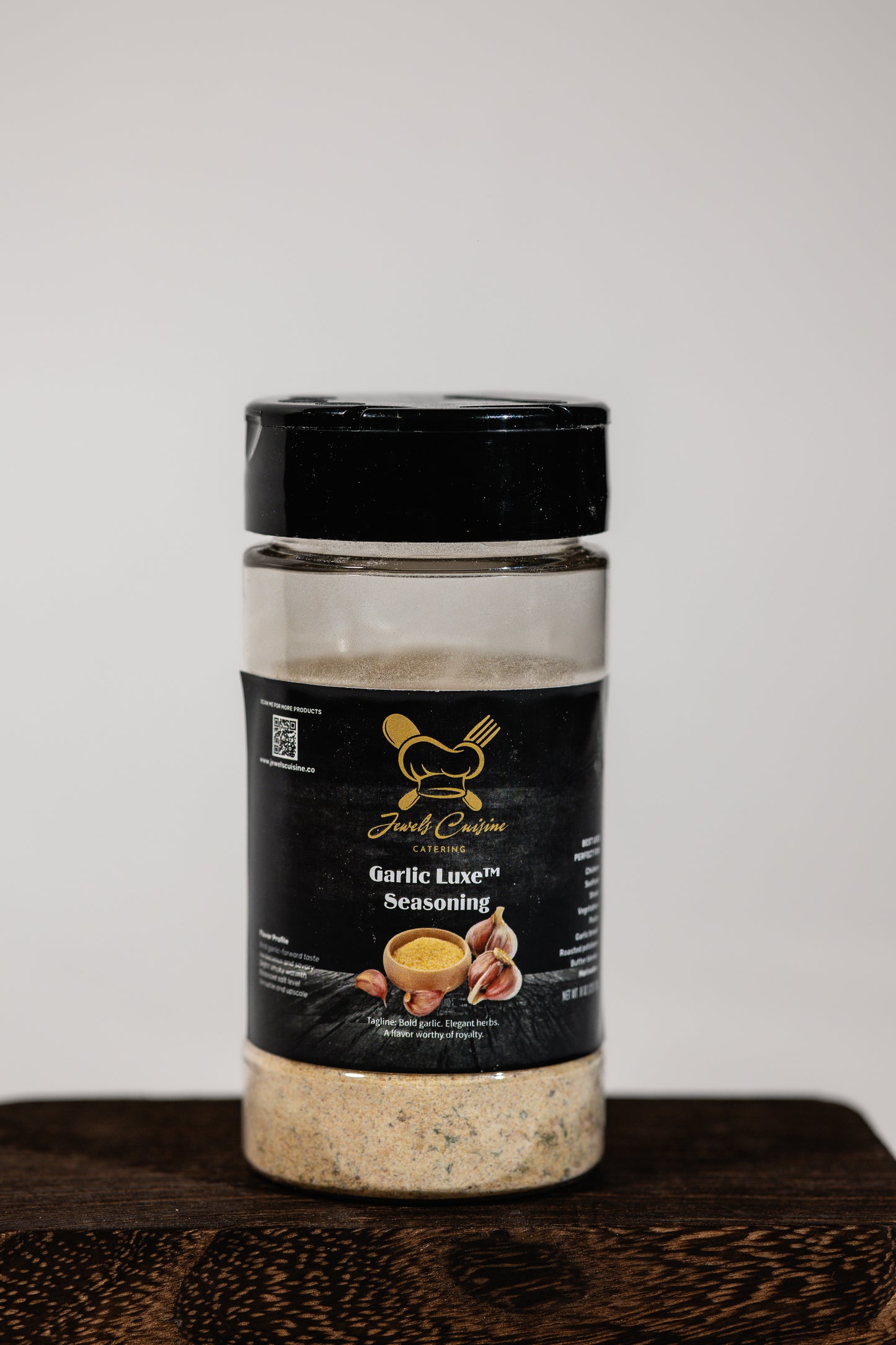 Crown Jewel Garlic Luxe™ Seasoning
8oz (226.7g)